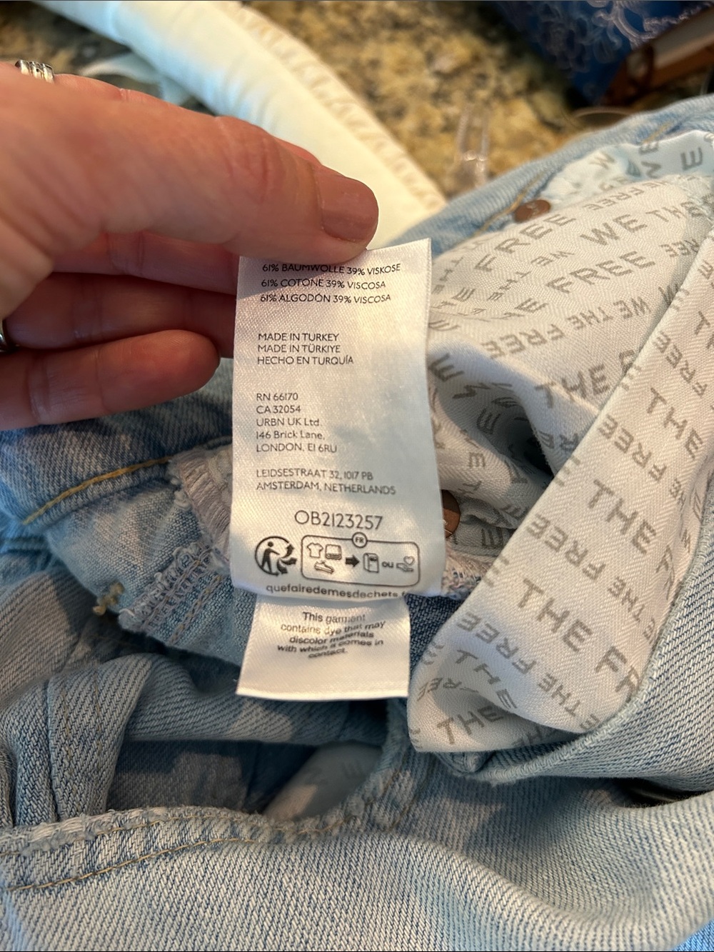 WE TGE FREE Sz 25 Eden Slouch Wide Light Wash Wide Leg - Picture 7 of 7